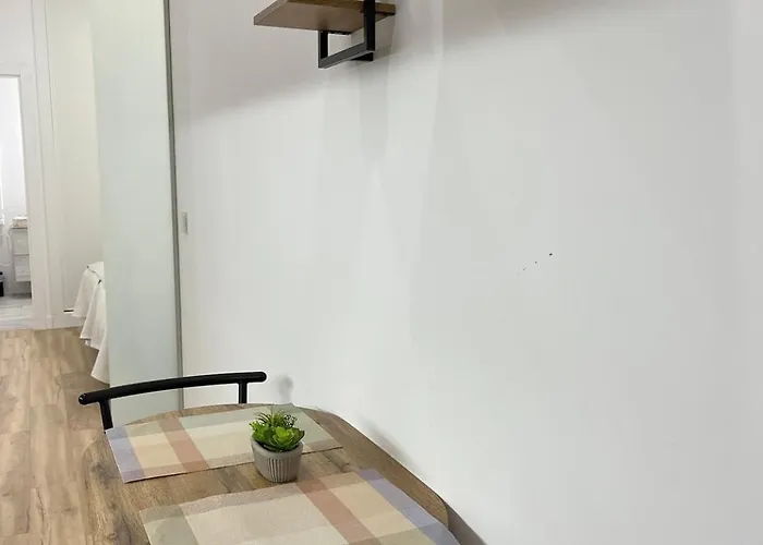 Alcazaba Ii Tourist Appartement