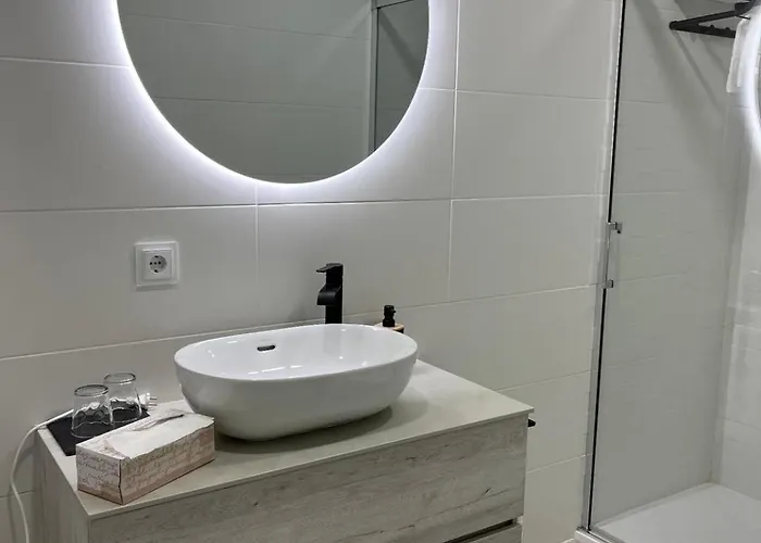 Alcazaba Ii Tourist *